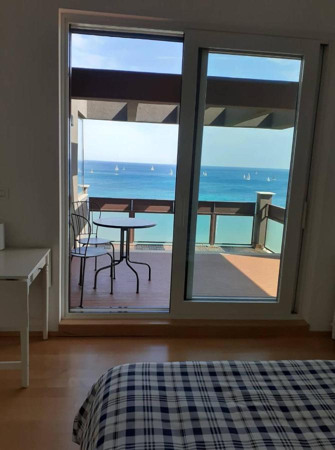 Attico Suite Spiaggia Bari Exterior foto