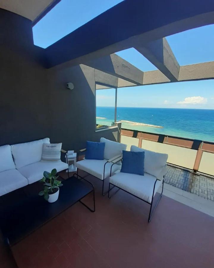 Attico Suite Spiaggia Bari Exterior foto